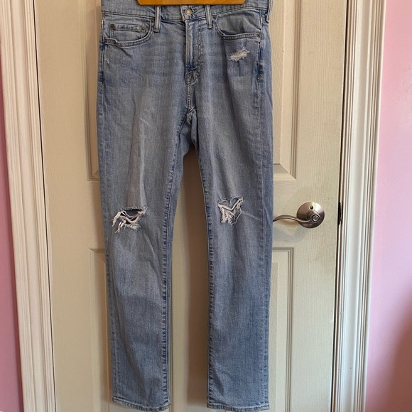 ✨3/$40✨ A&F Athletic Skinny Stretch Abercrombie Jeans - Picture 1 of 5